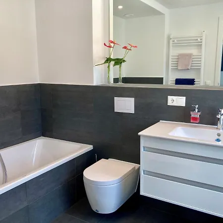 Luxus-maisonette Fuer Grosse Familie Mit Direktem Strandzugang Апартаменты