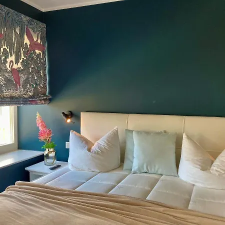 Luxus-maisonette Fuer Grosse Familie Mit Direktem Strandzugang Остзебад Бинц